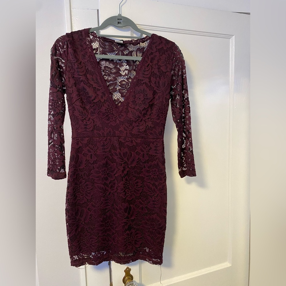 Dark red lace long sleeve dress - Windsor